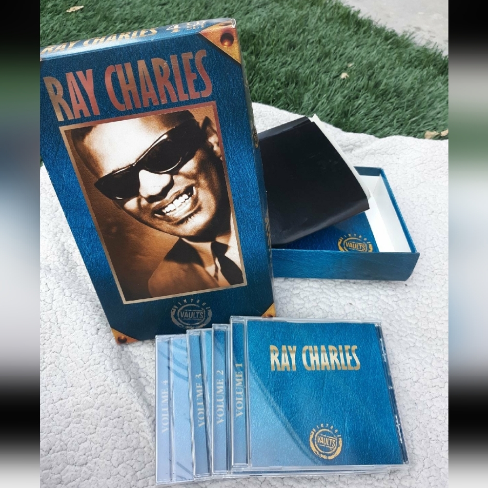 Ray Charles 4 Vault CD